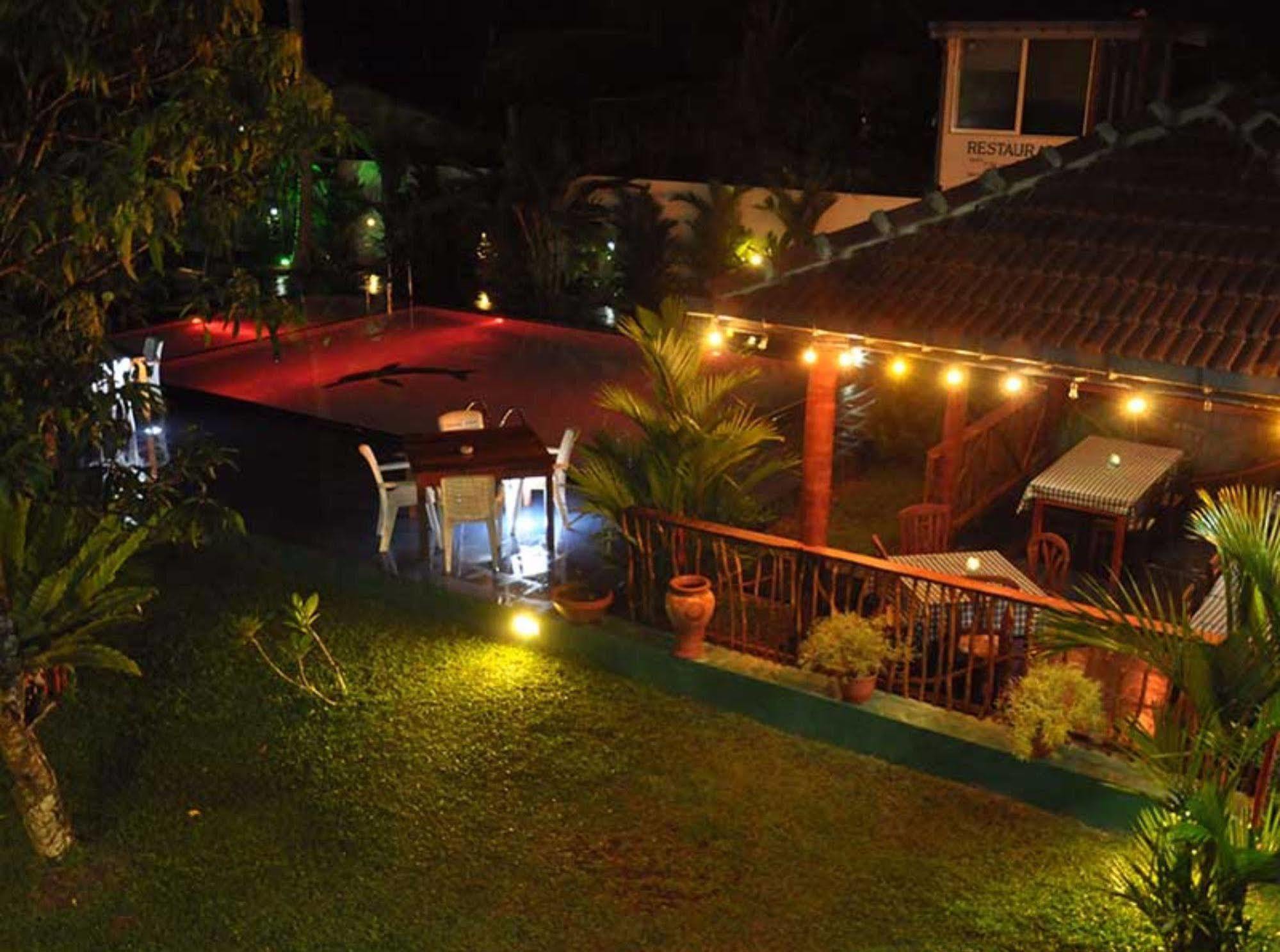 Damith Guest House Unawatuna Exteriör bild