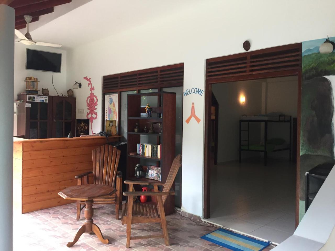 Damith Guest House Unawatuna Exteriör bild