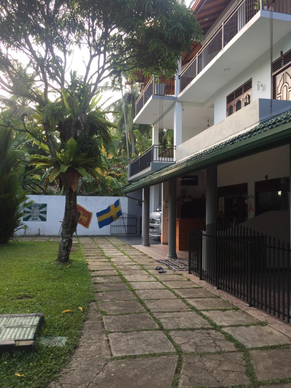 Damith Guest House Unawatuna Exteriör bild